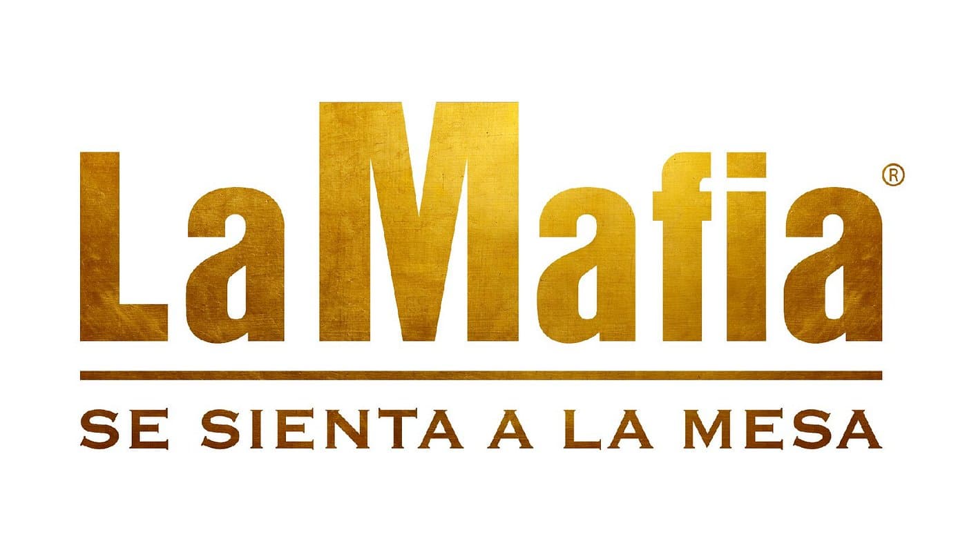 La Mafia se sienta a la mesa
